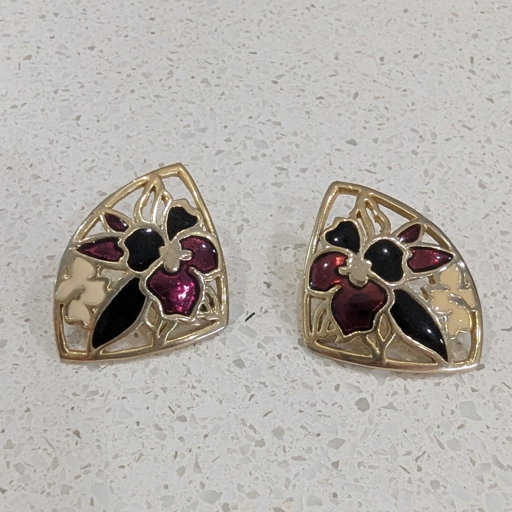 Vintage Stud Earrings Gold Tone Enamel Floral Shield Design‎ Retro